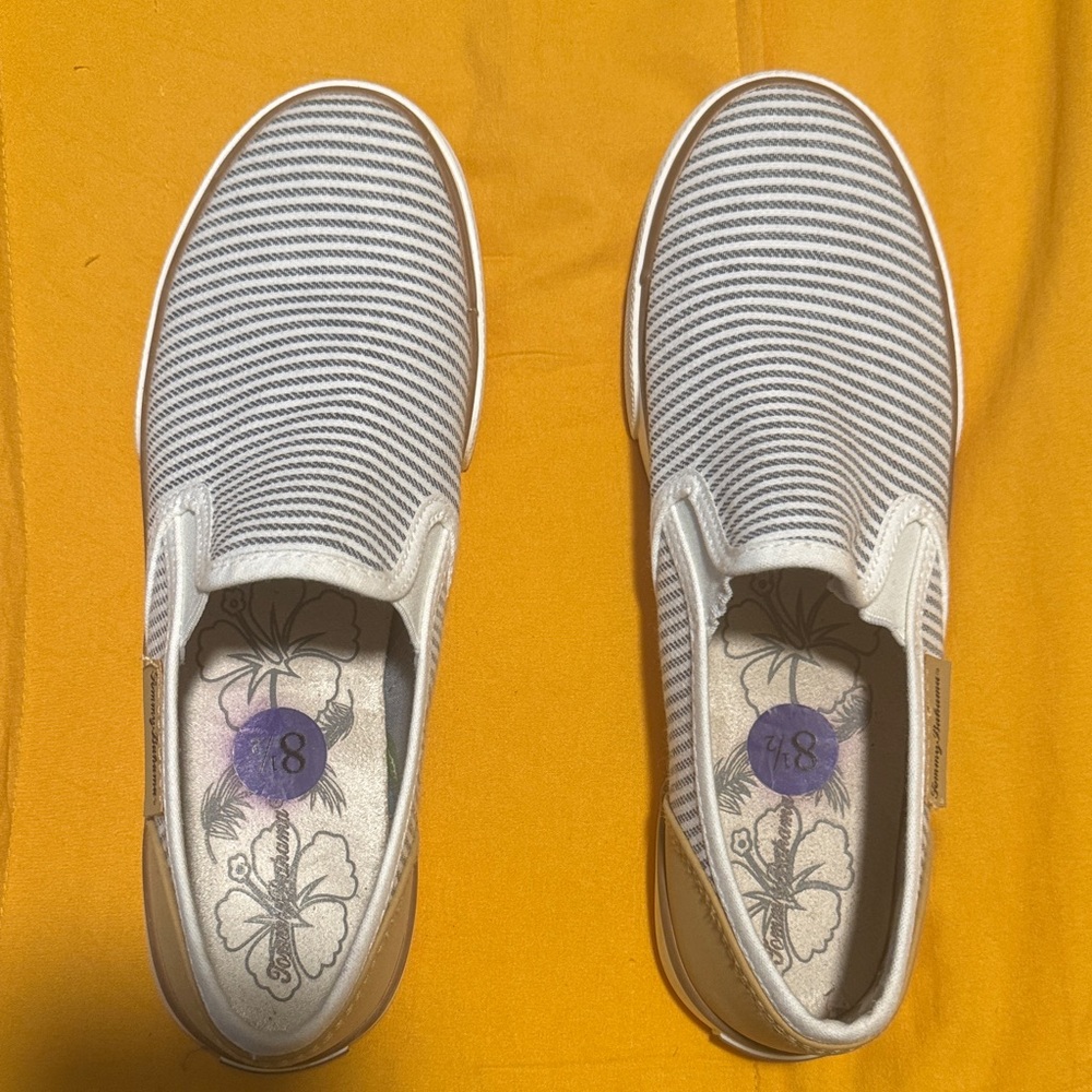 Tommy Bahama Gray and White Striped Flats